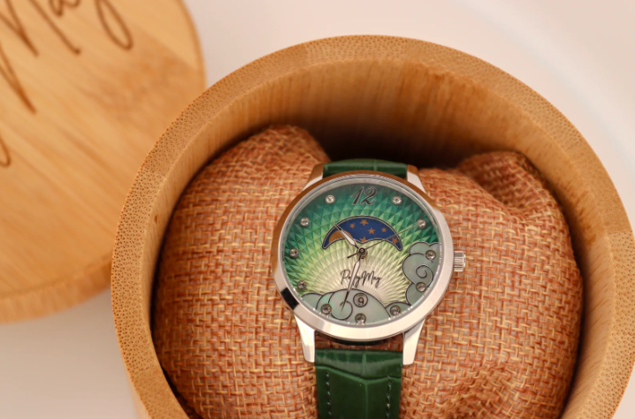 Riley Studio Moonphase